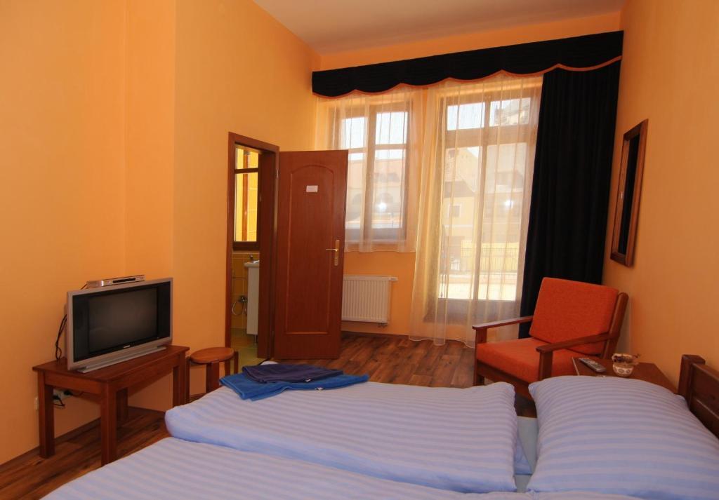 Hotel U Radnice Louny Værelse billede