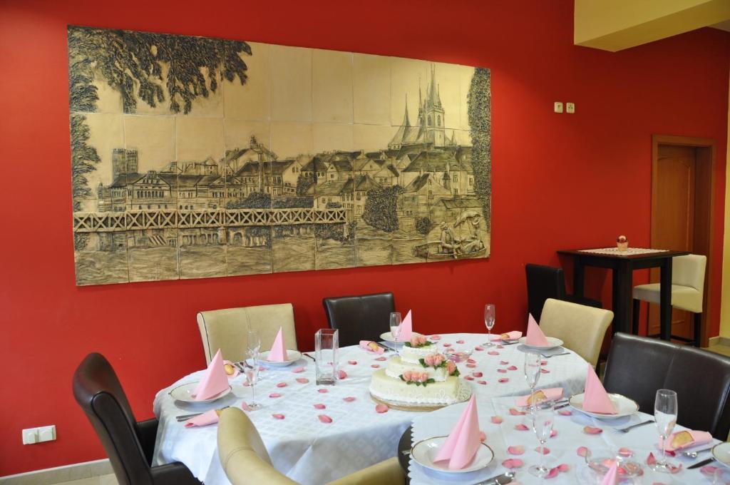 Hotel U Radnice Louny Eksteriør billede